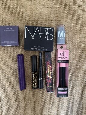 Makeup bundle